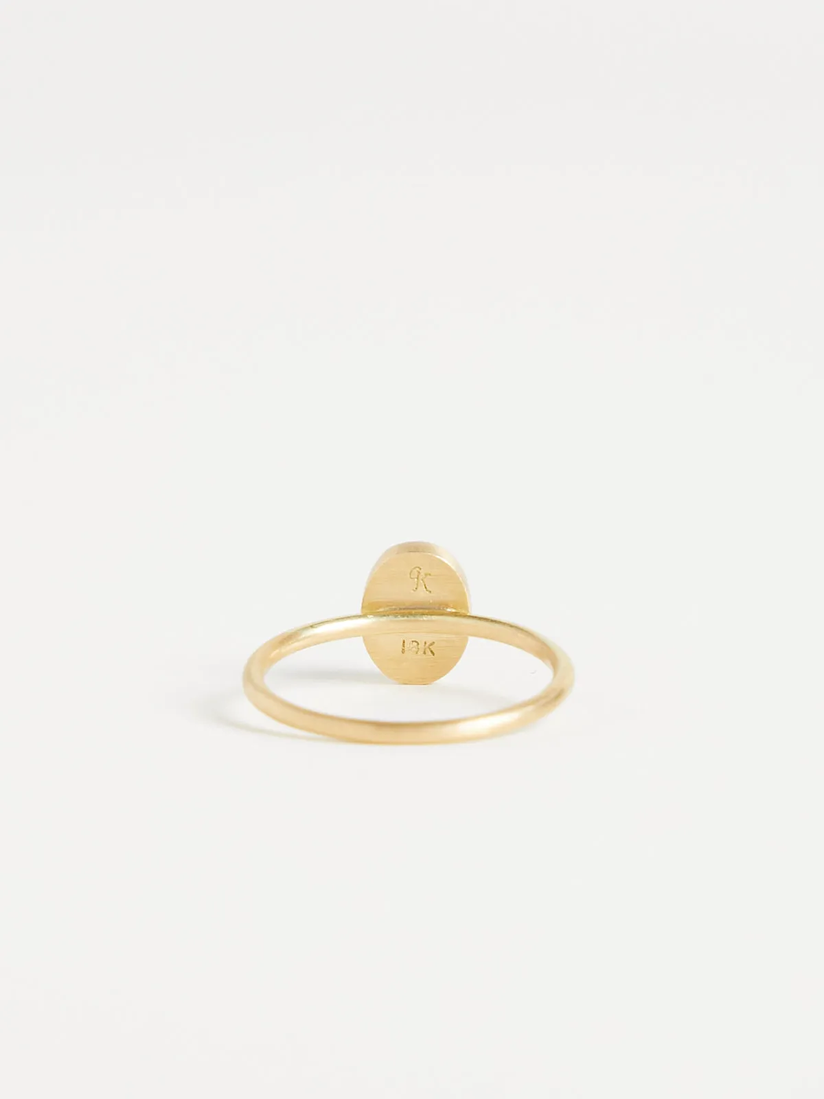 1.17ct Oval Rainbow Moonstone Ring in 18k Yellow Gold