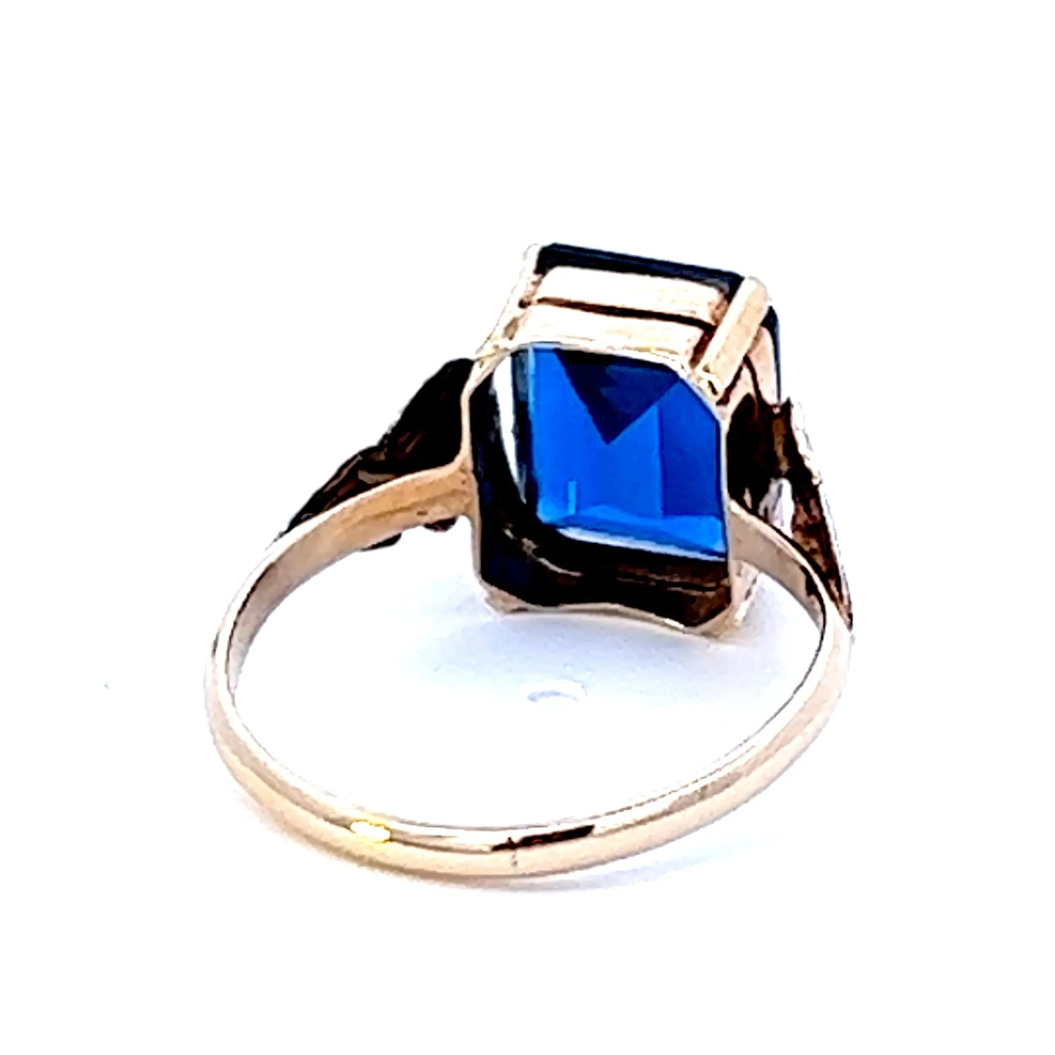 9ct Yellow Gold & Created Spinel Vintage Ring