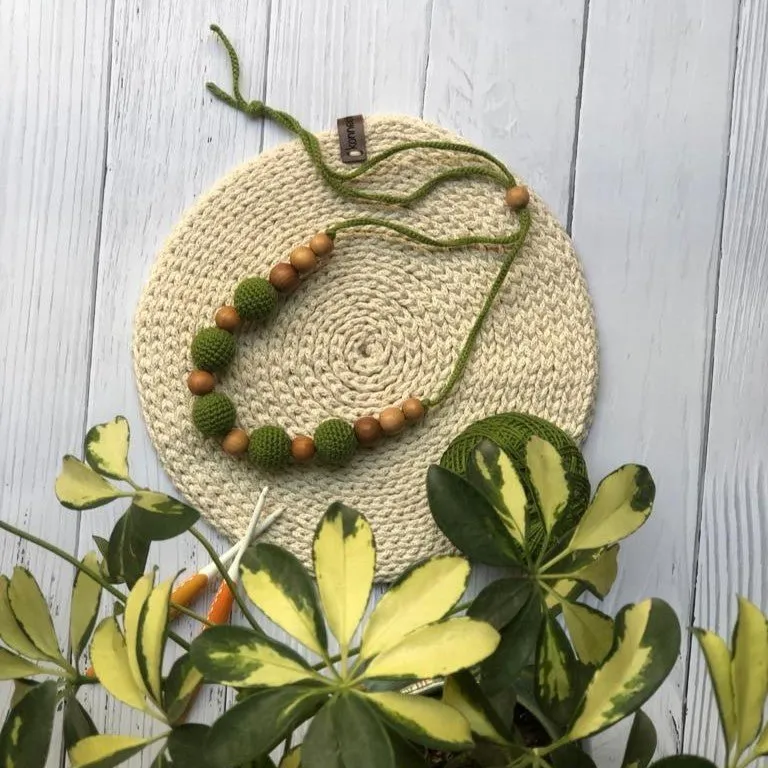 Dark Green Crochet Wooden Beads Adjustable Choker Necklace