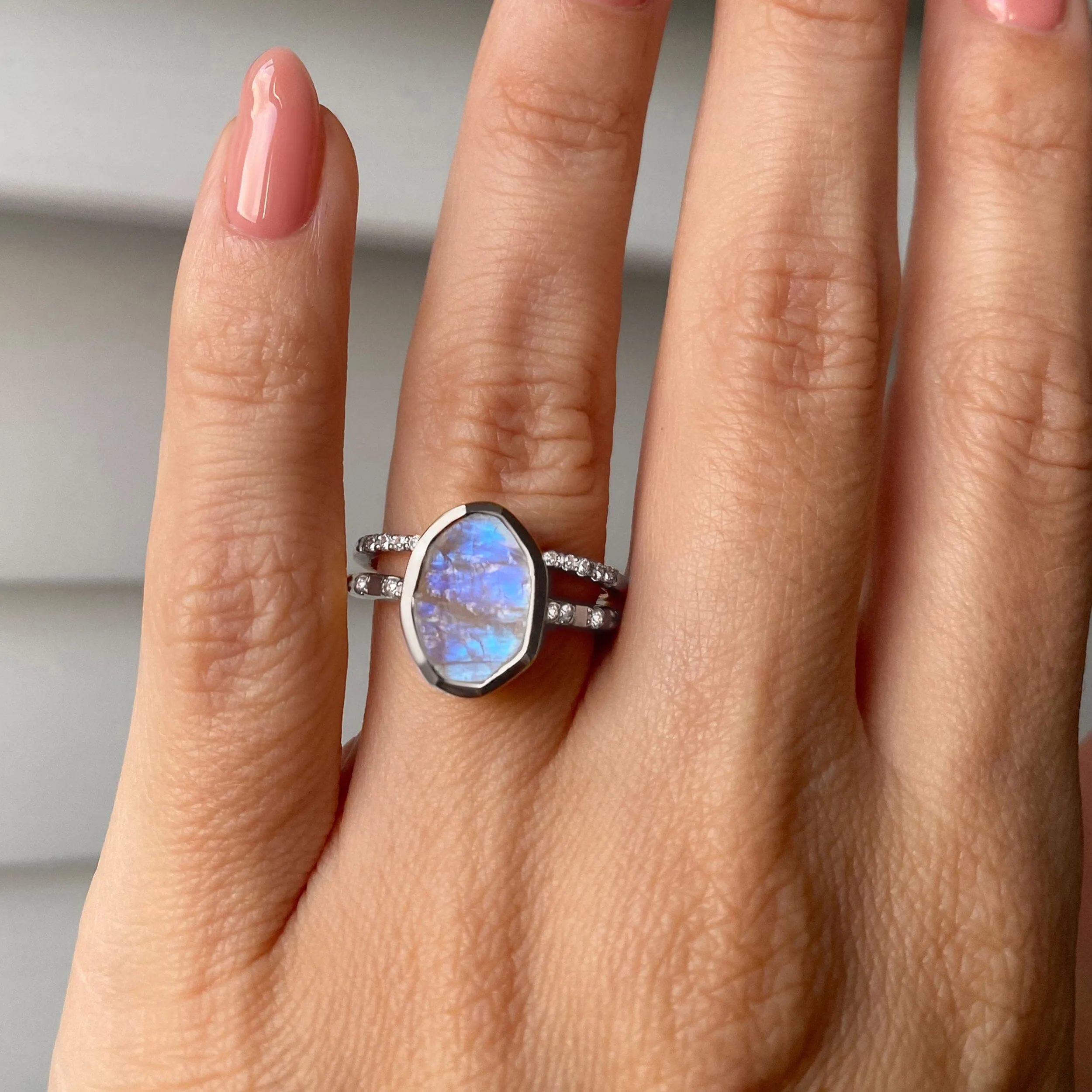 Hypnotic Ring & Twinkling Band