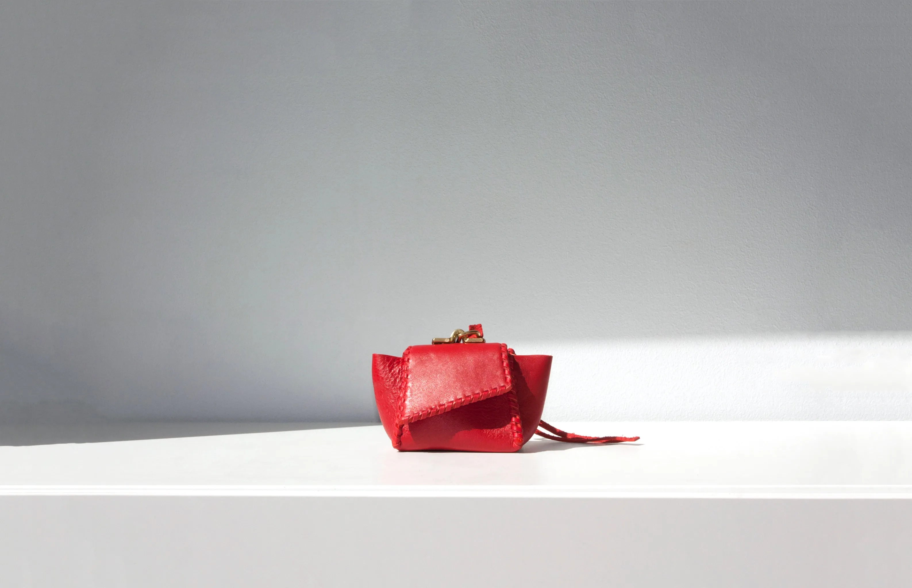 MICRO NELEPHANT in Pomodoro Red