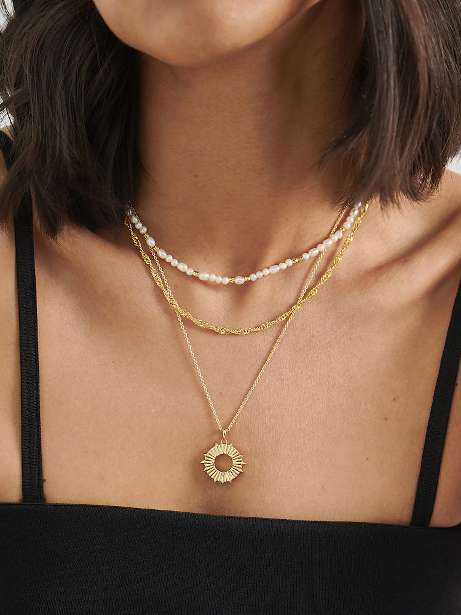 Mirage pearl necklace