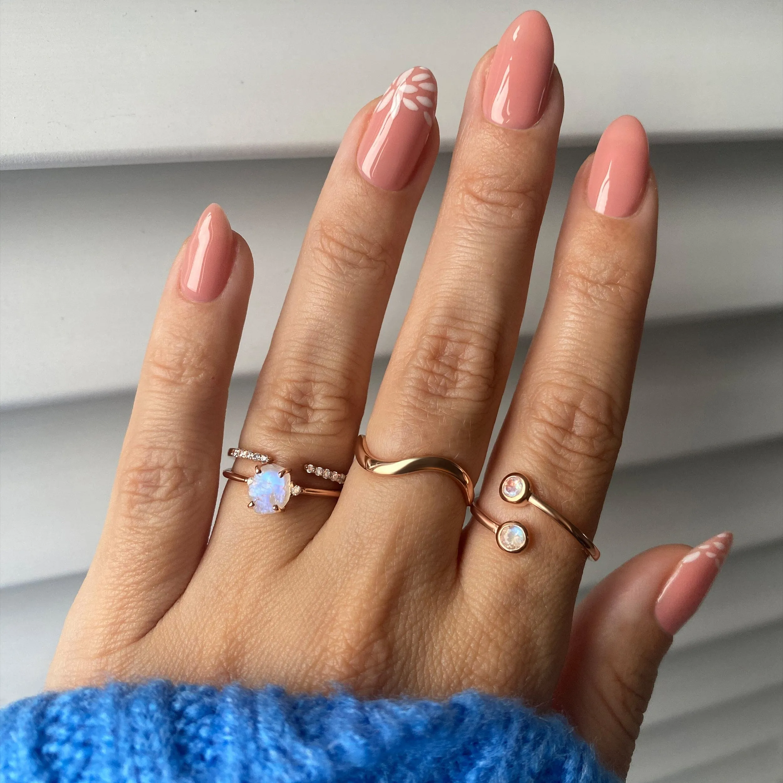 Moonstone Ring - Petite Raw Allure