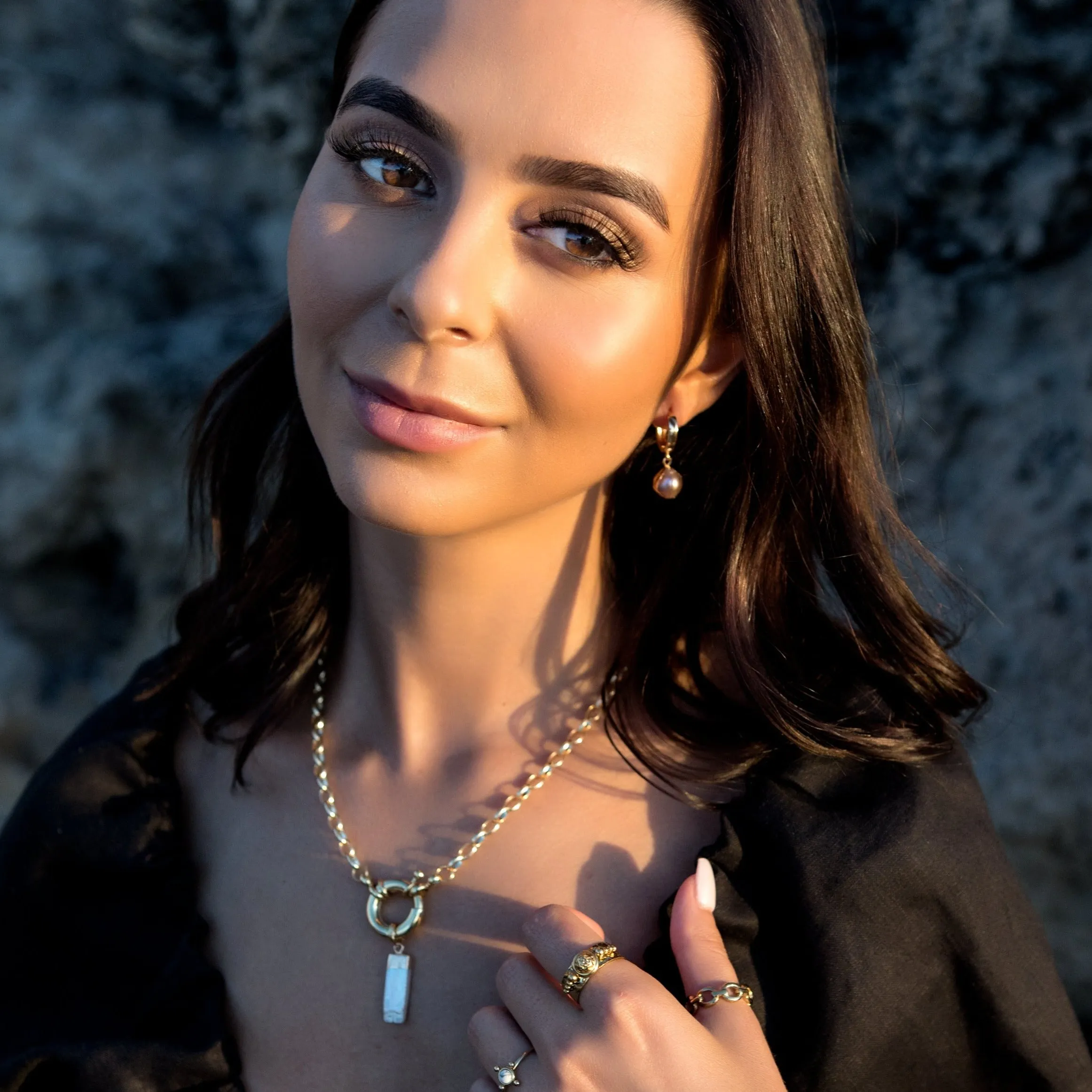 Mutiara | Gold Plated Pearl & Clasp Necklace