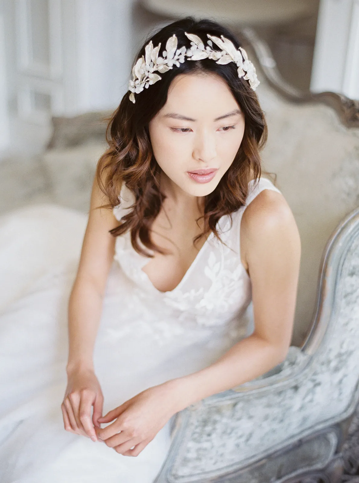 NOEMI | Silver Moonstone Crown