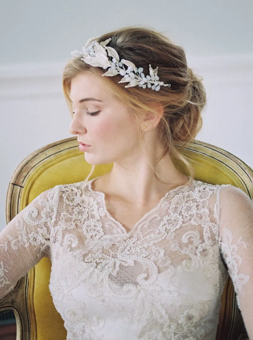 NOEMI | Silver Moonstone Crown