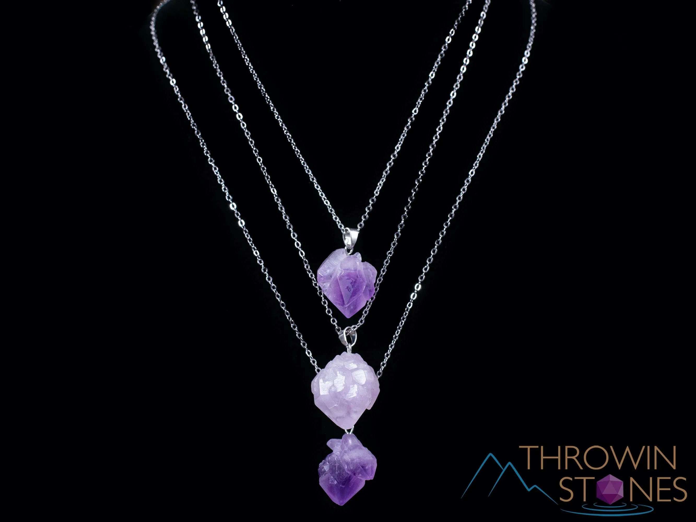 Raw AMETHYST Crystal Necklace - Magnetic Clasp - Raw Crystal Necklace, Birthstone, Pendant Necklace, Handmade Jewelry, E1567