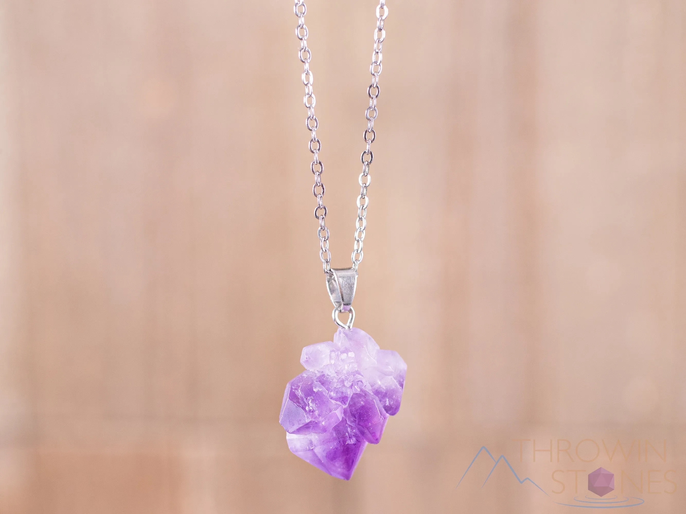 Raw AMETHYST Crystal Necklace - Magnetic Clasp - Raw Crystal Necklace, Birthstone, Pendant Necklace, Handmade Jewelry, E1567
