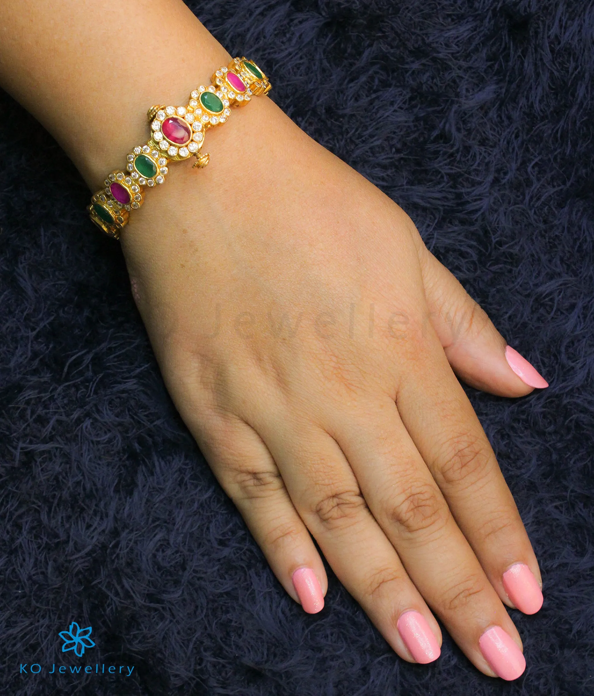 The Shriya Silver Bracelet (Size 2.4)