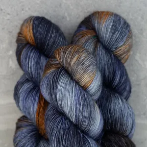 Twist Light | Antique Moonstone