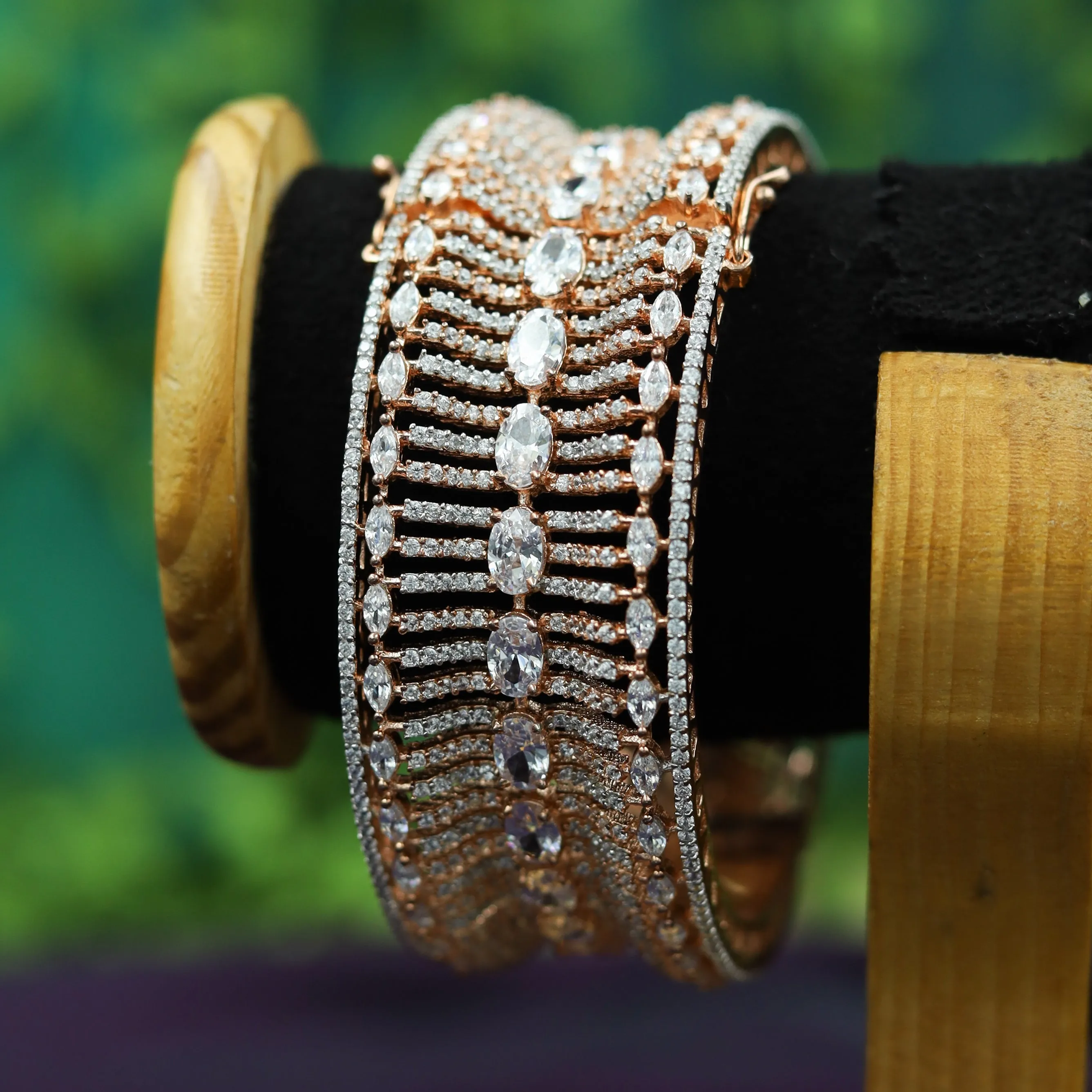Zircon/AD Rose Gold Bracelet/Kada 13194-0023