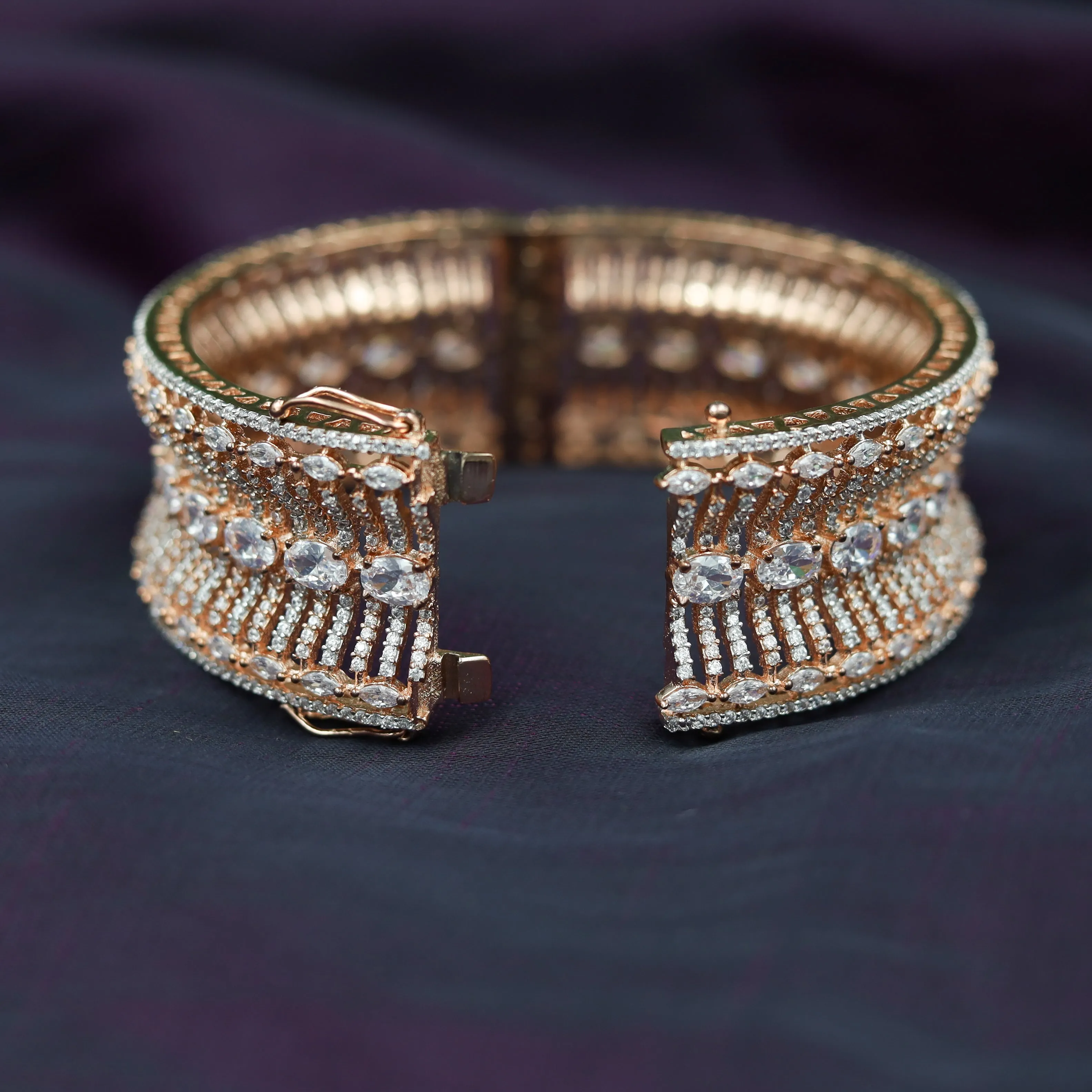Zircon/AD Rose Gold Bracelet/Kada 13194-0023